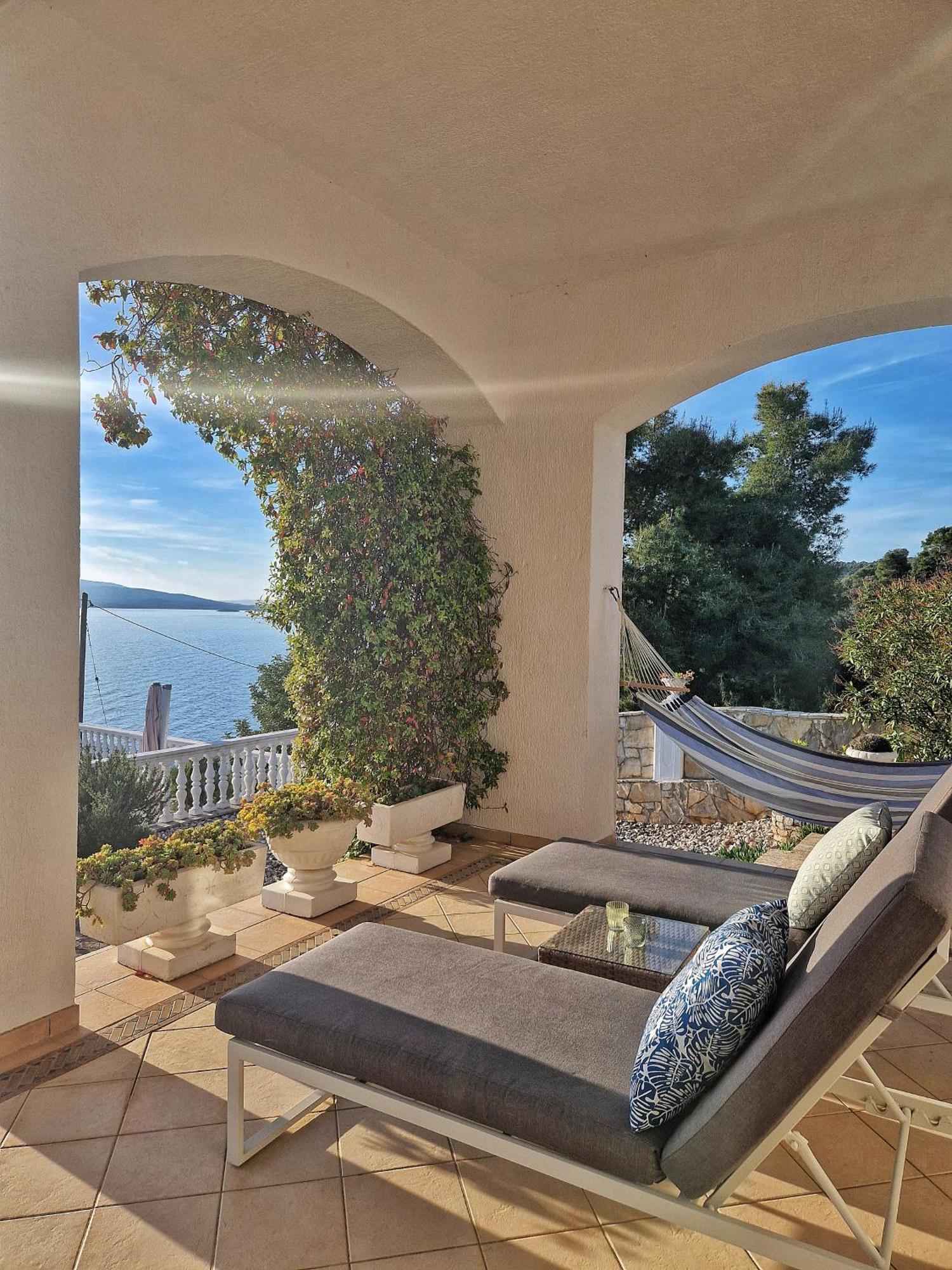 Villa Ensoleillee Solta Kroatien Стоморська Екстер'єр фото
